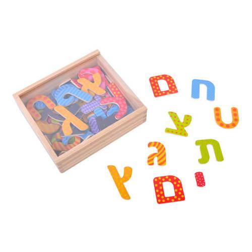 קופסת אותיות מגנטיות צבעוניות PIT TOYS פיט טויס 