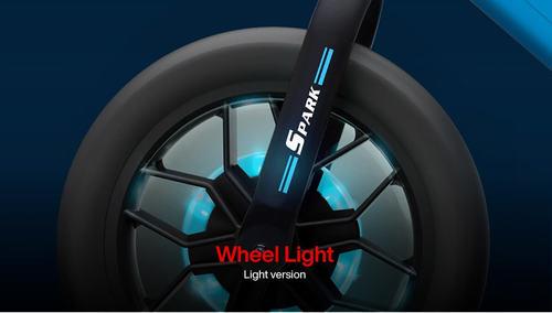 אופני איזון SPARK עם אורות LED צבע כחול QPLAY